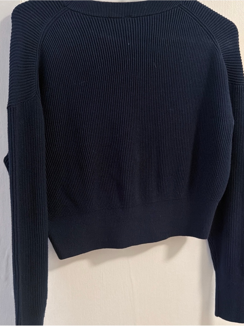 Uniqlo Women's Navy Ribbed Crewneck Sweater